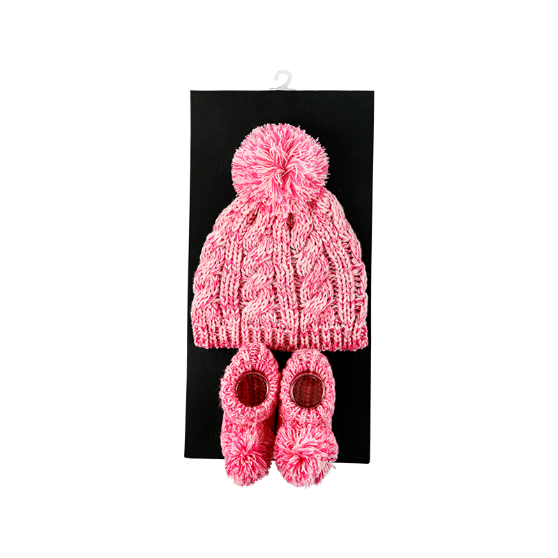 Ensemble tricot et chaussons pour temps froid (8)